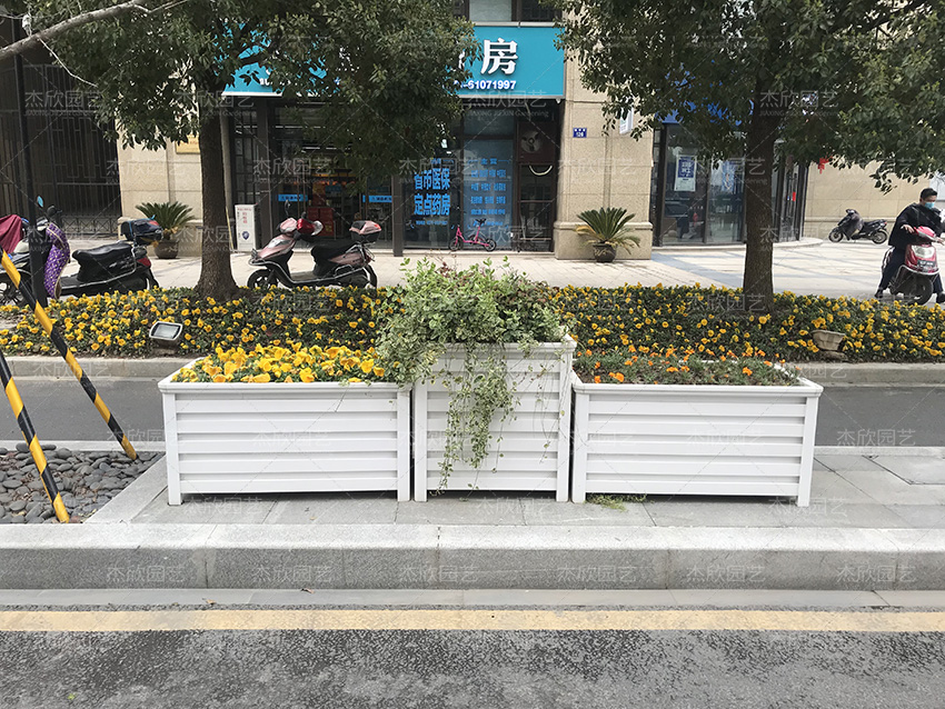 這樣的花箱，不需要后期維護(hù)！